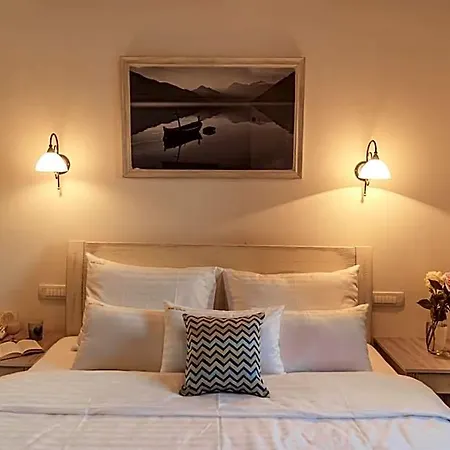 Boutique Heritage Blanc & Bleu - Capitano Hotel